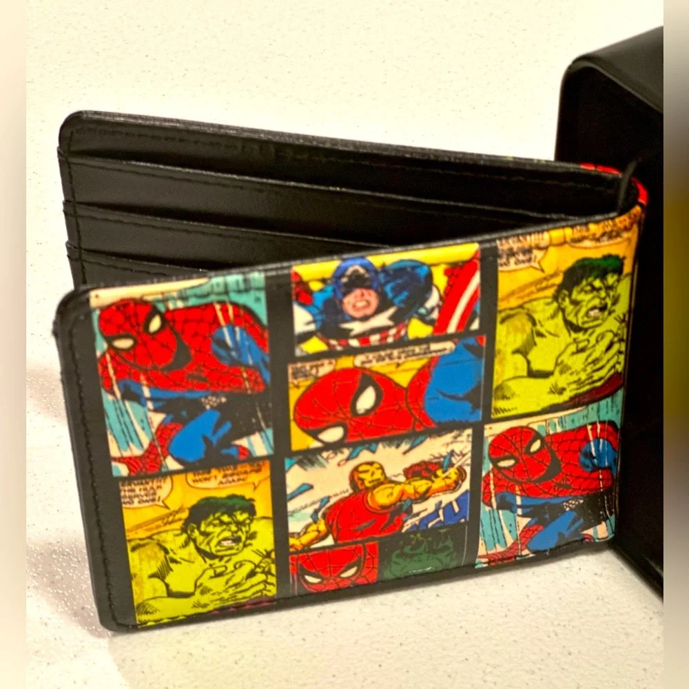 New Marvel Retro Bifold Wallet - Case Included